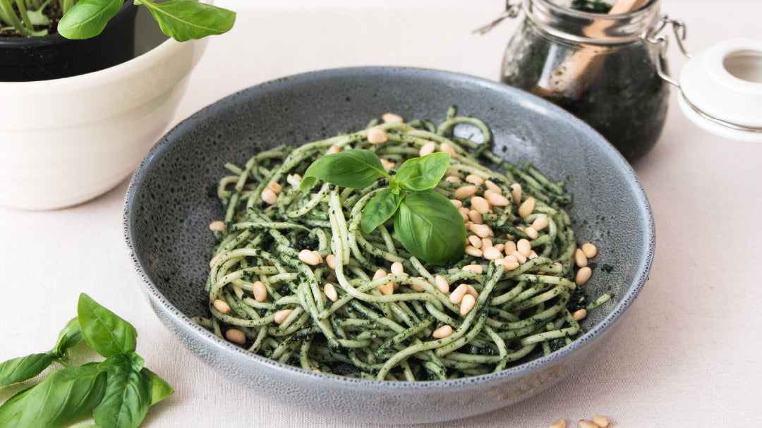 Vegetarian Spirulina Pesto